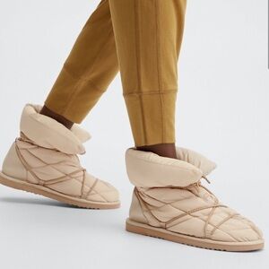 Fabeletics Cozy Lounge Slipper - Size 9